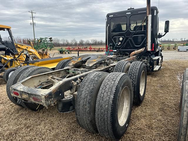 Image of Freightliner Undetermined equipment image 2