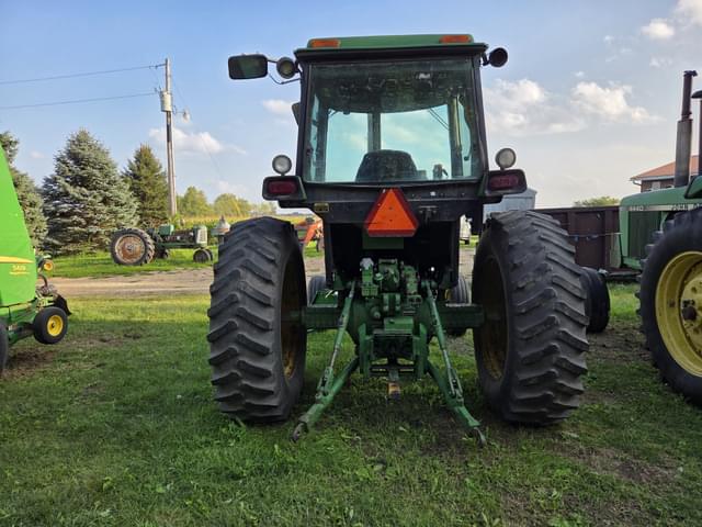 Image of John Deere 4440 equipment image 3