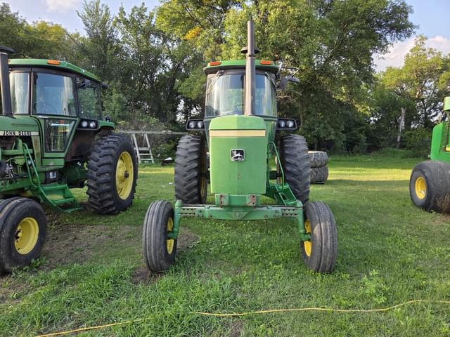 Image of John Deere 4440 equipment image 1