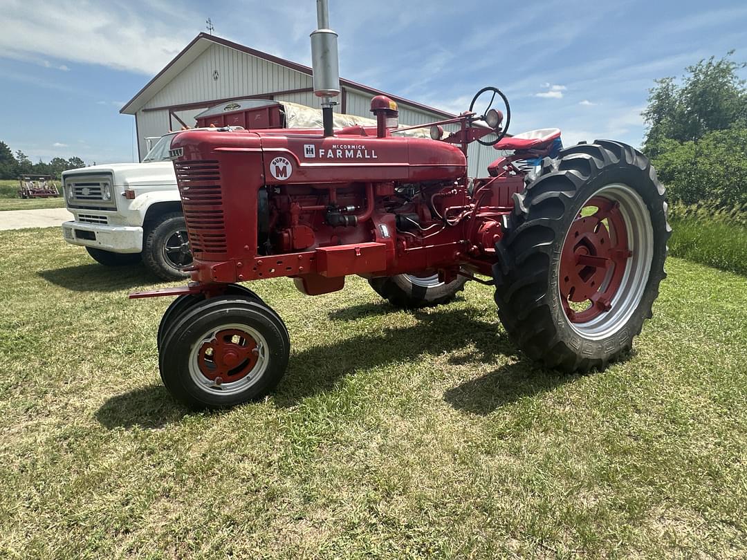 Image of Farmall Super M Primary Image