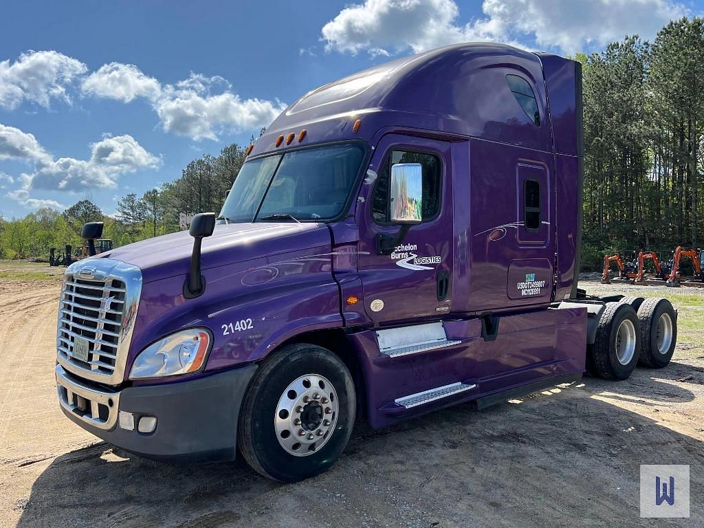Image of Freightliner Cascadia 125 Primary image