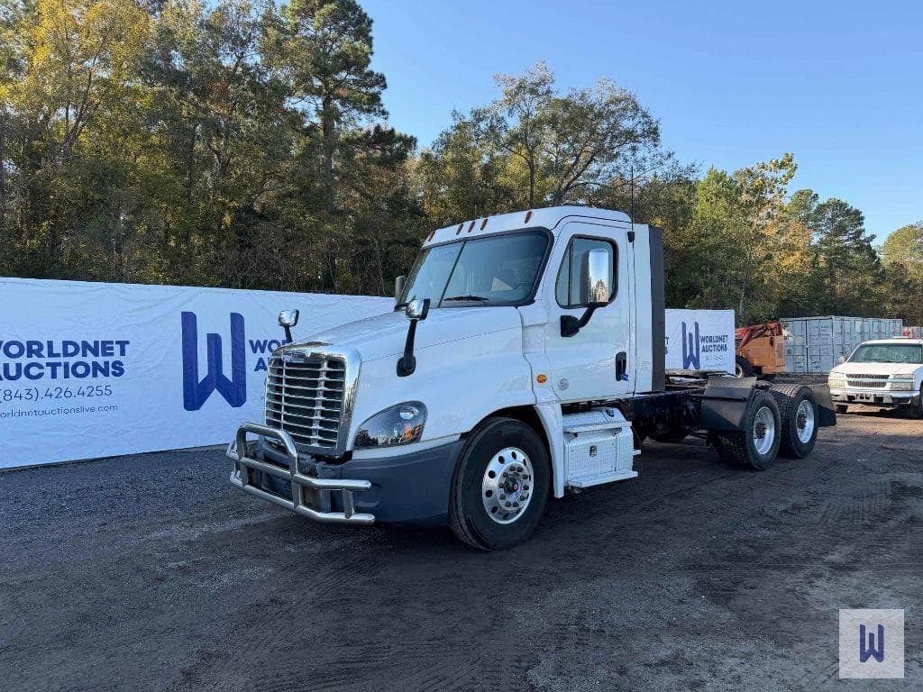 Image of Freightliner Cascadia 125 Primary image