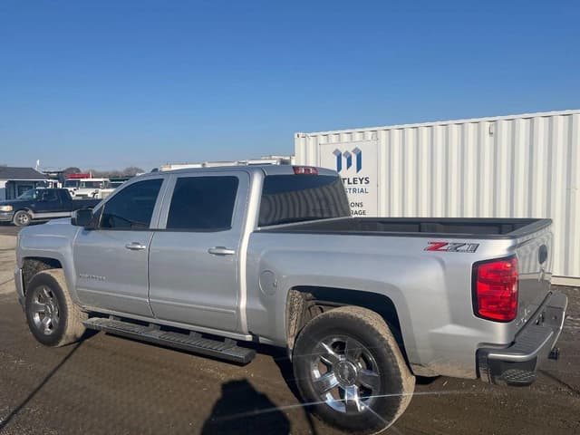 Image of Chevrolet 1500 equipment image 1