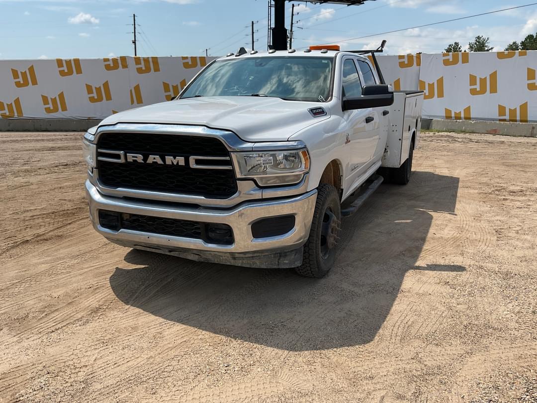 Image of Dodge Ram 3500 Primary image