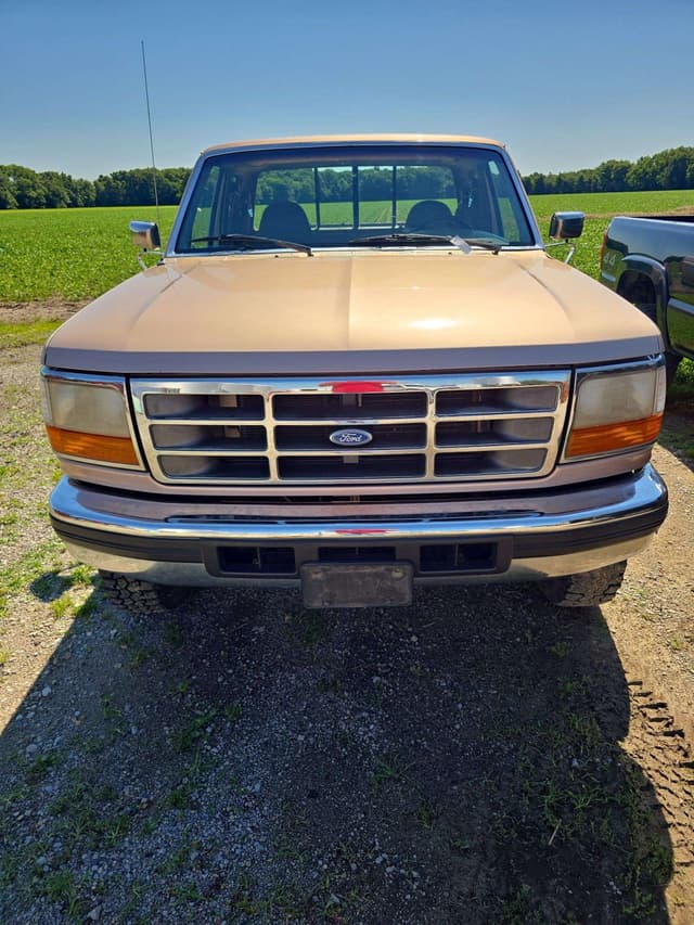 Image of Ford F-250 equipment image 1