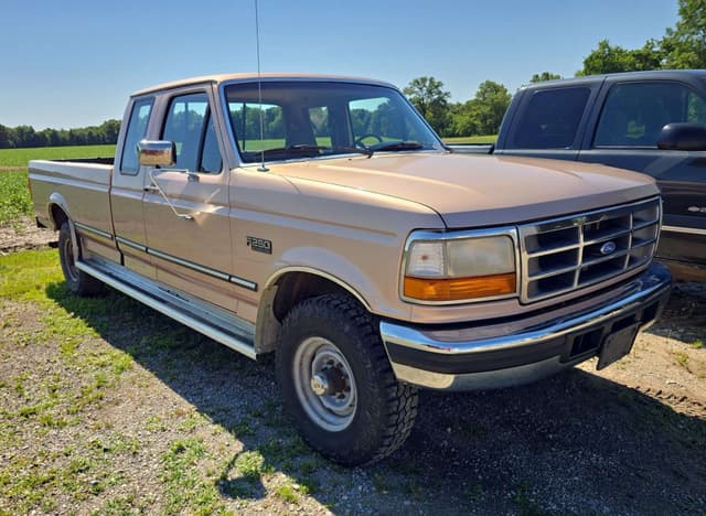 Image of Ford F-250 equipment image 2
