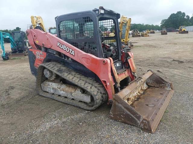 Image of Kubota SVL95-2S equipment image 1