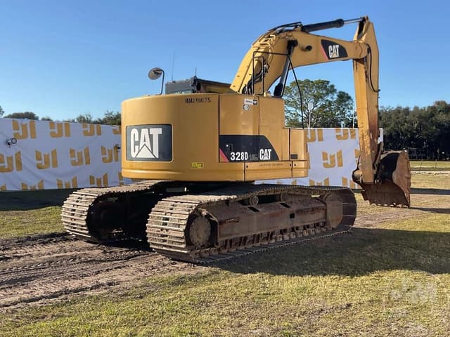 Image of Caterpillar 328DLCR equipment image 4