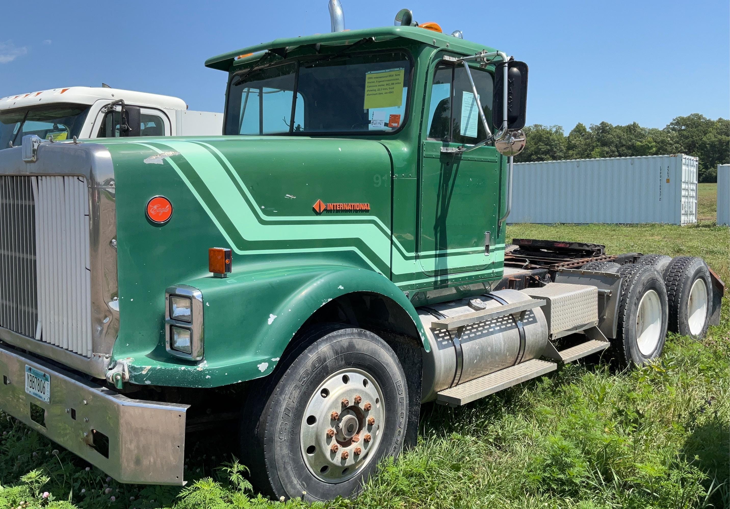 Main image International 9300