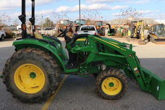 Image of John Deere 4052M equipment image 3