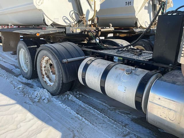 Image of Mack CXU613 equipment image 3