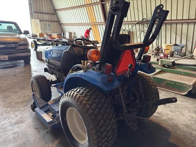 Image of New Holland TC24D equipment image 3