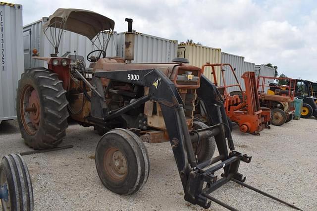 Image of Massey Ferguson 1100 equipment image 1