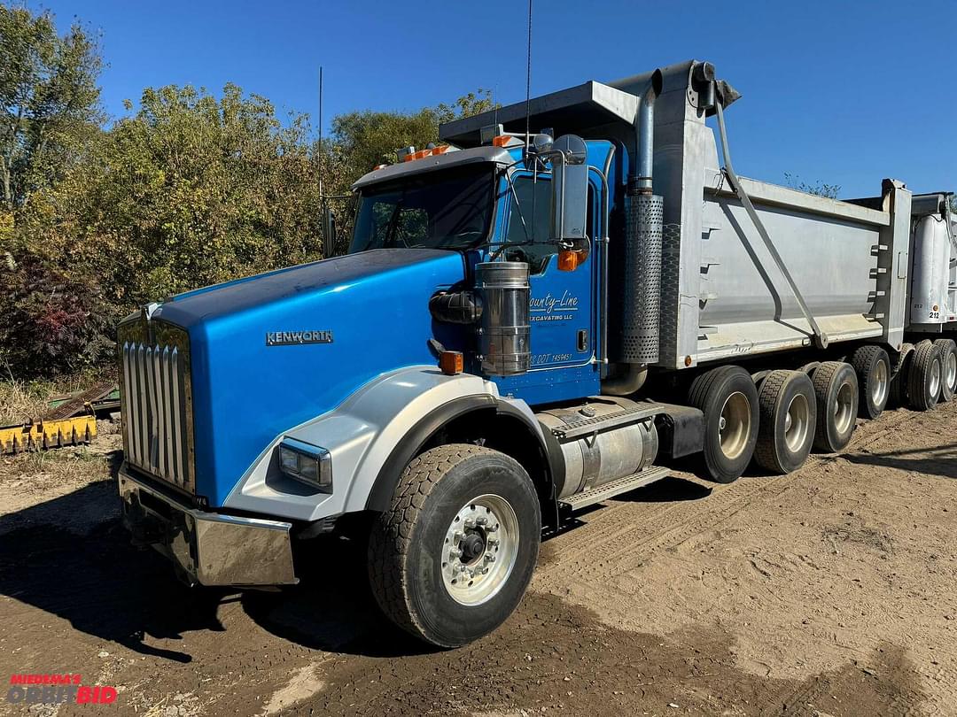 Image of Kenworth T800 Primary image