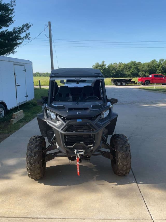 Image of Can-Am Commander XT equipment image 1