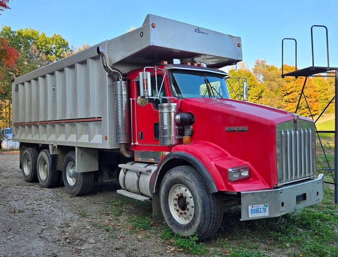 Image of Kenworth T800 Primary image