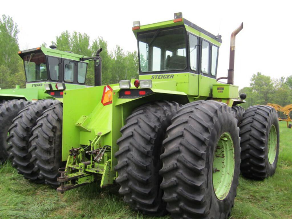 Main image Steiger Panther III ST-310 3