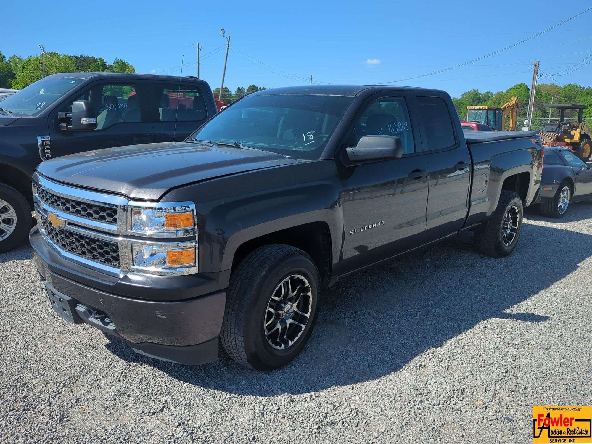 2015 Chevrolet 1500 Equipment Image0