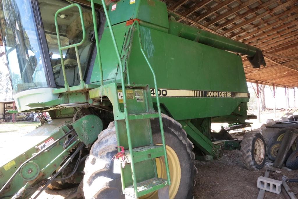John Deere 9400 Equipment Image0