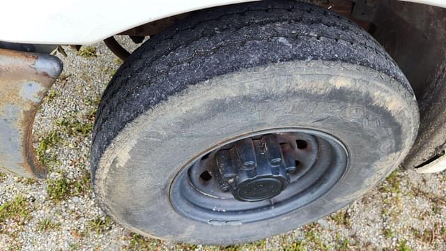 Image of Ford F-250 equipment image 4