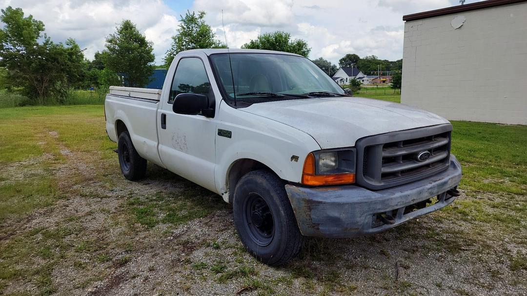 Image of Ford F-250 Primary image