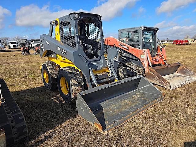 Image of John Deere 330G equipment image 1