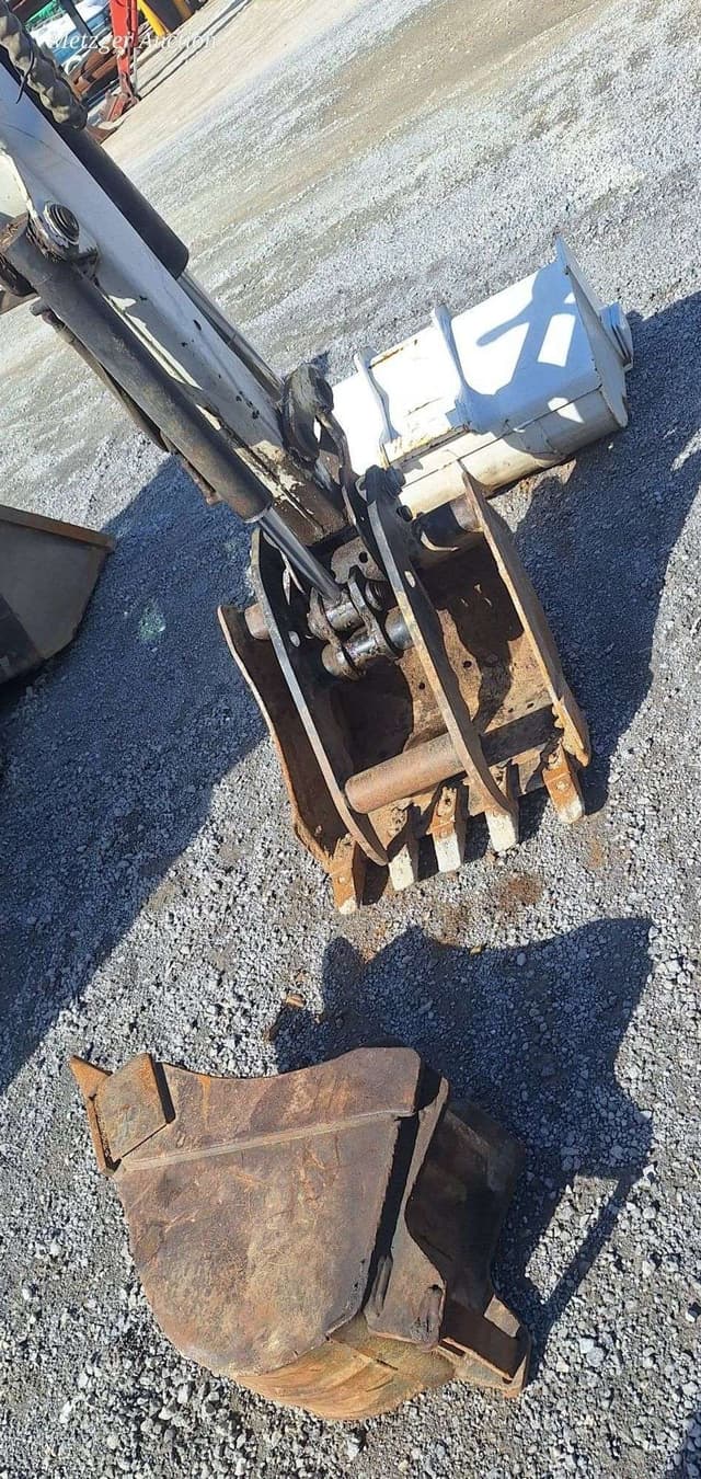 Image of Bobcat 334 equipment image 3