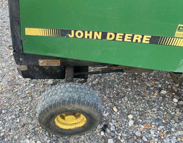 Image of John Deere F725 equipment image 4