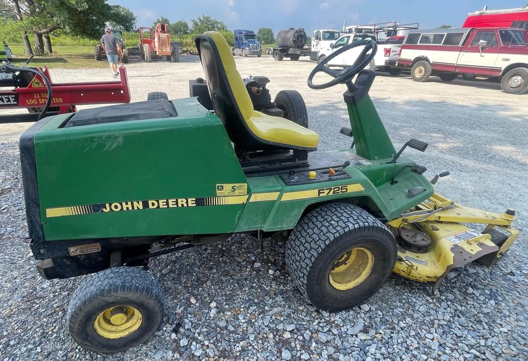 Image of John Deere F725 Primary image