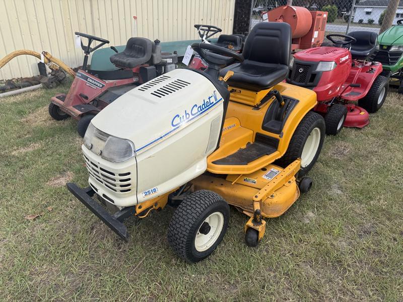 Image of Cub Cadet 2518 Image 0
