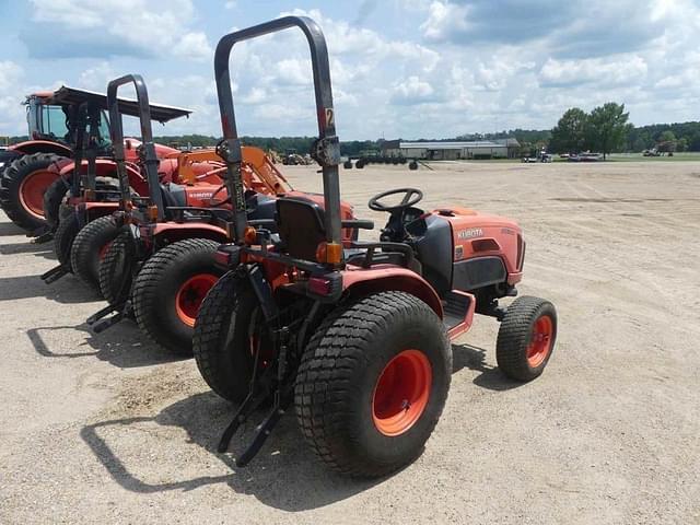 Image of Kubota B3350 equipment image 2