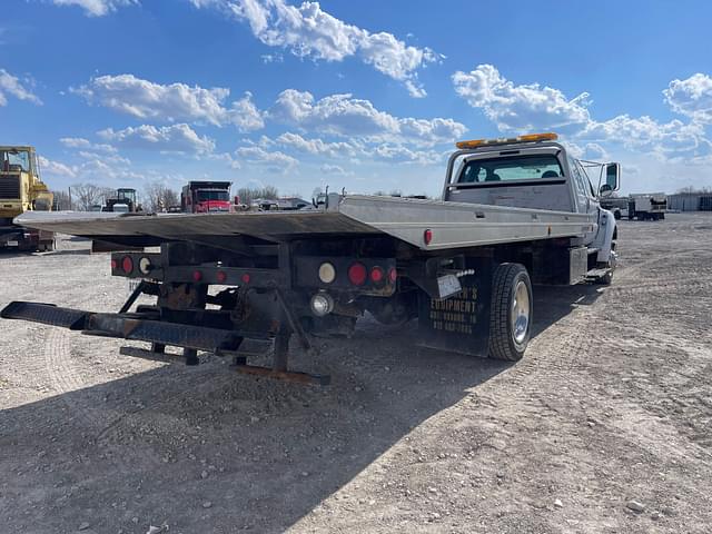 Image of Ford F-650 equipment image 4