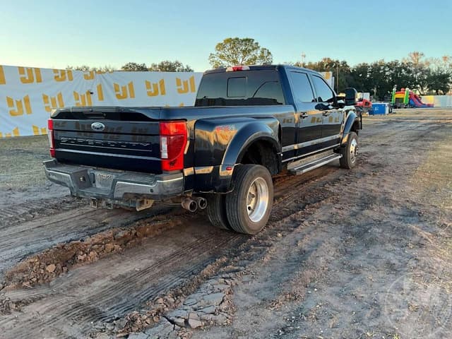 Image of Ford F-450 equipment image 4