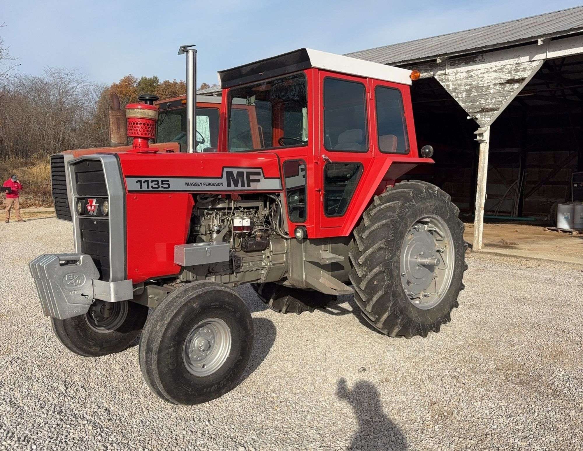 1977 Massey Ferguson 1135 Equipment Image0
