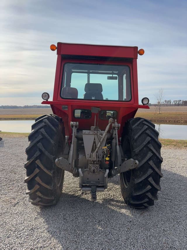 Image of Massey Ferguson 1135 equipment image 3