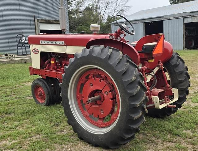 Image of International Harvester 460 equipment image 4