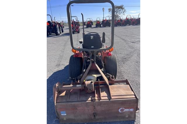 Image of Kubota B5200 equipment image 2
