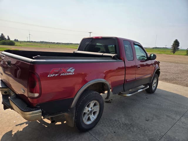 Image of Ford F-150 equipment image 4