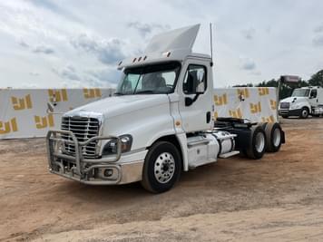 Main image Freightliner Cascadia