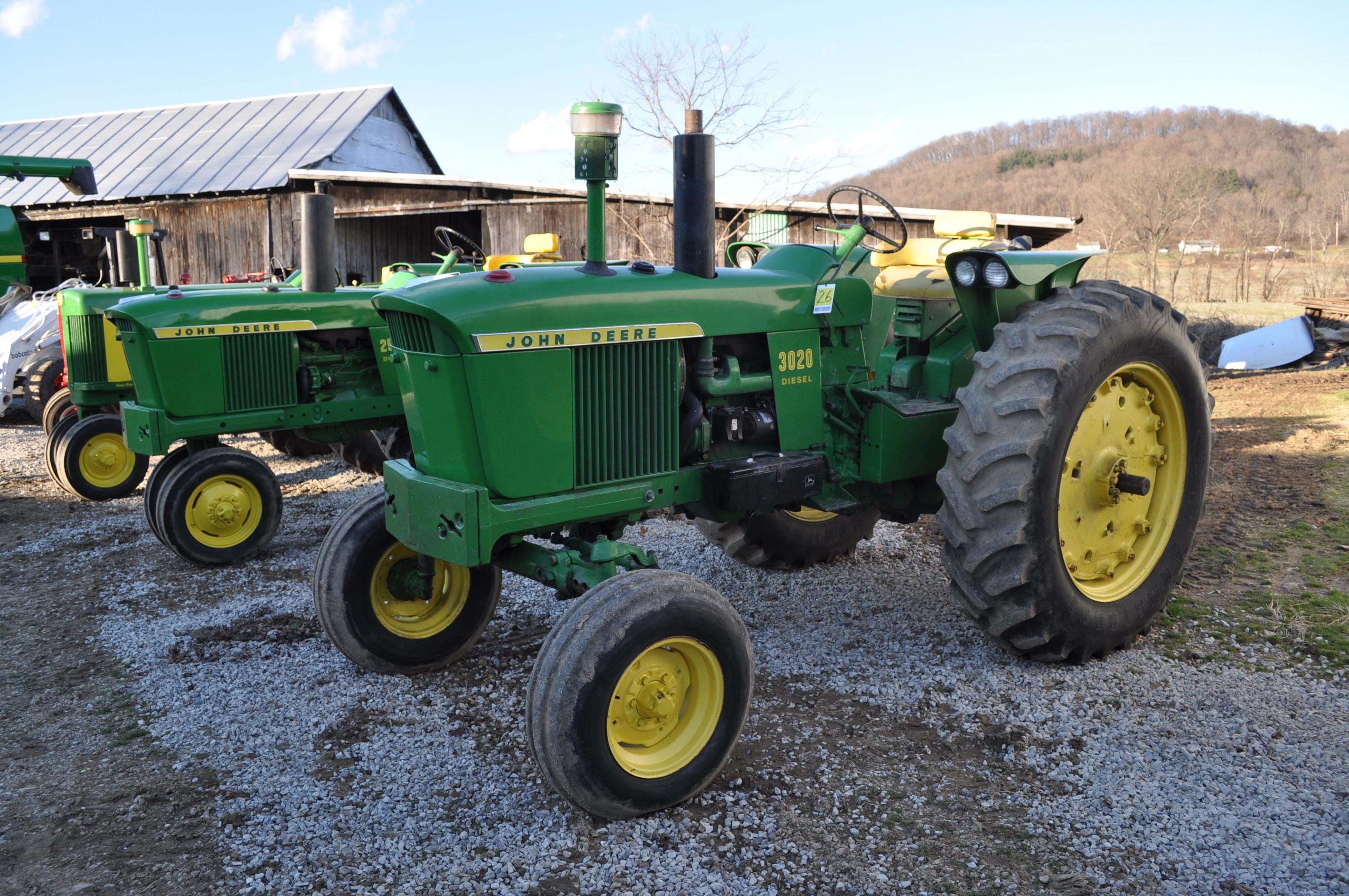 Main image John Deere 3020