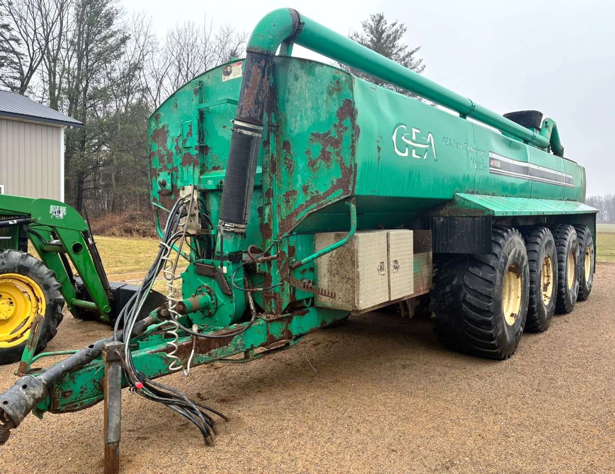 2011 Houle 9500 Equipment Image0