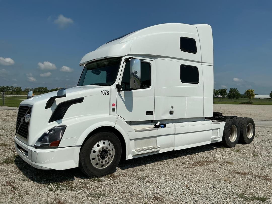 Image of Volvo VNL Primary image