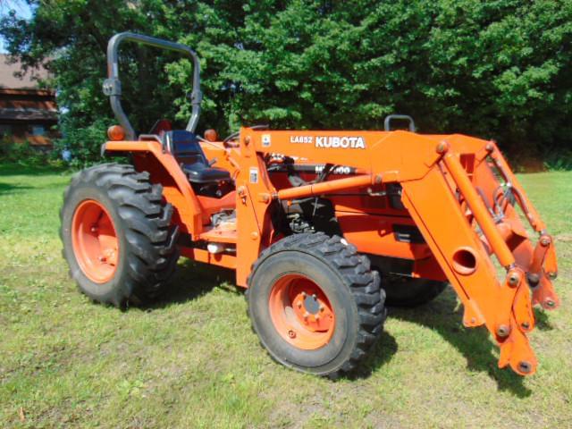 Image of Kubota MX5000 equipment image 1