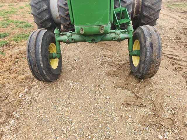 Image of John Deere 4020 equipment image 3