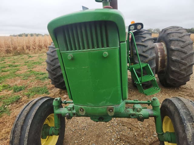 Image of John Deere 4020 equipment image 4
