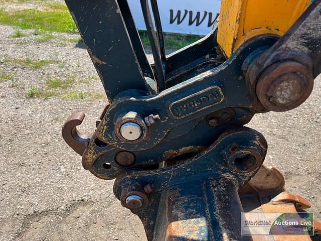 Thumbnail image Hyundai 60CR-9A 16