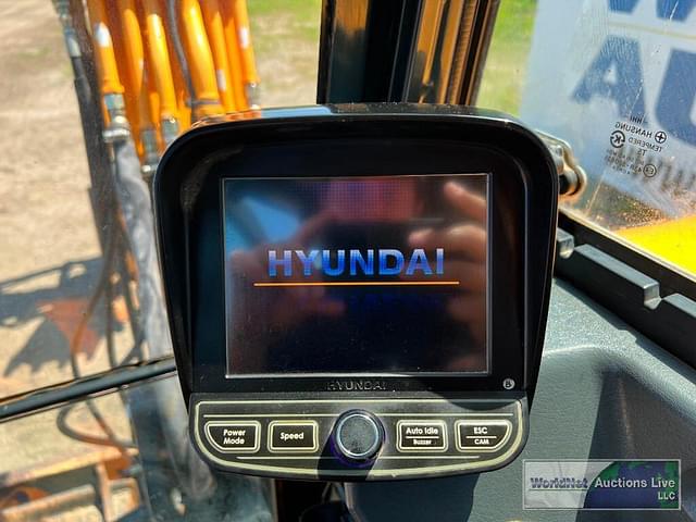 Thumbnail image Hyundai 60CR-9A 21