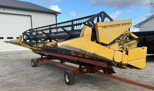 Image of New Holland 973 equipment image 2
