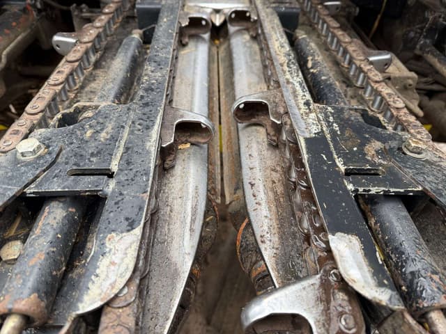 Image of Case IH 2608 equipment image 4