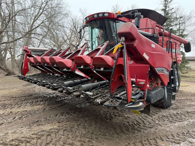 Image of Case IH 2608 equipment image 2